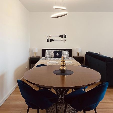 Apartament Myroom Pod Zaglami Zegrze Poludniowe Buitenkant foto